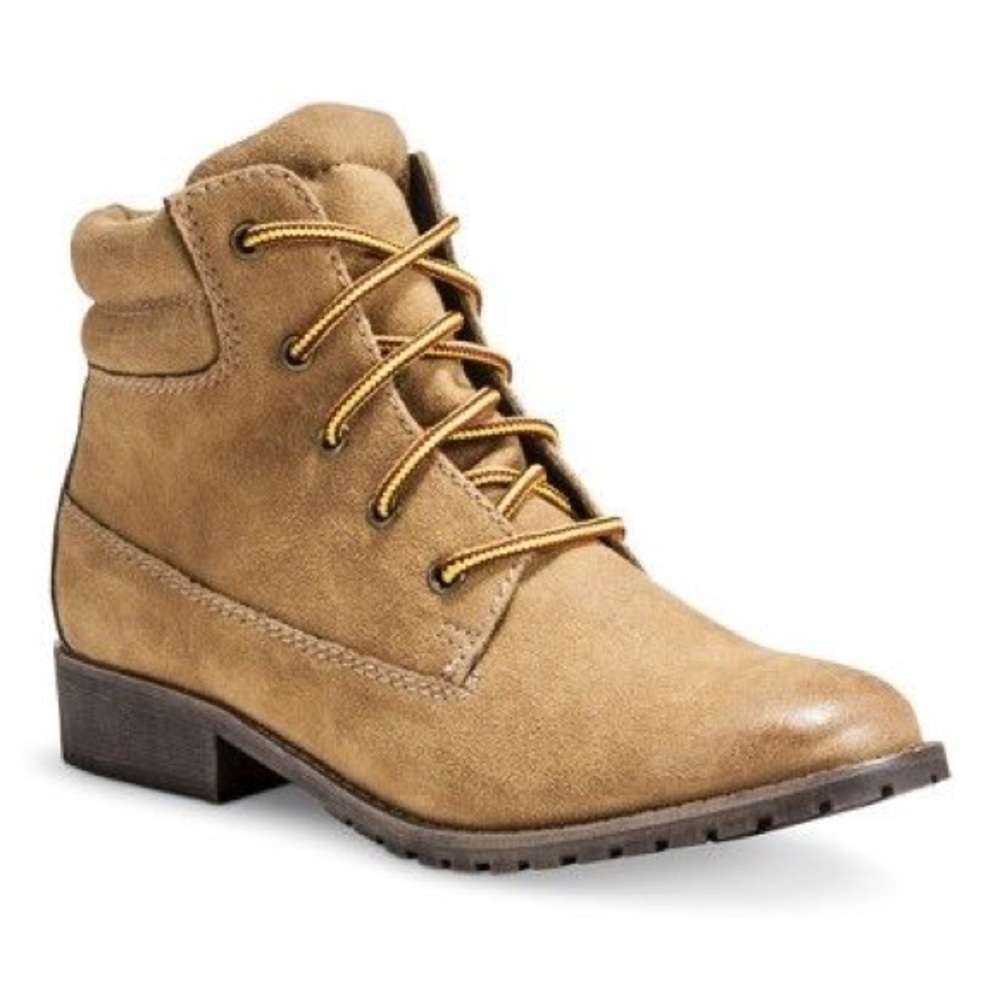BROWN SHORTI LIKE TIMBERLAND BOOTS